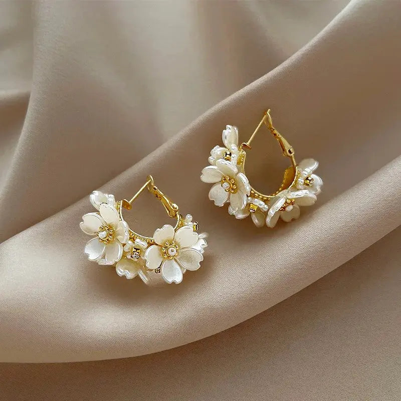 White Shell Flower Pearl Hoop Earrings – Korean Elegant Zircon Jewelry for Women HypeNvibes